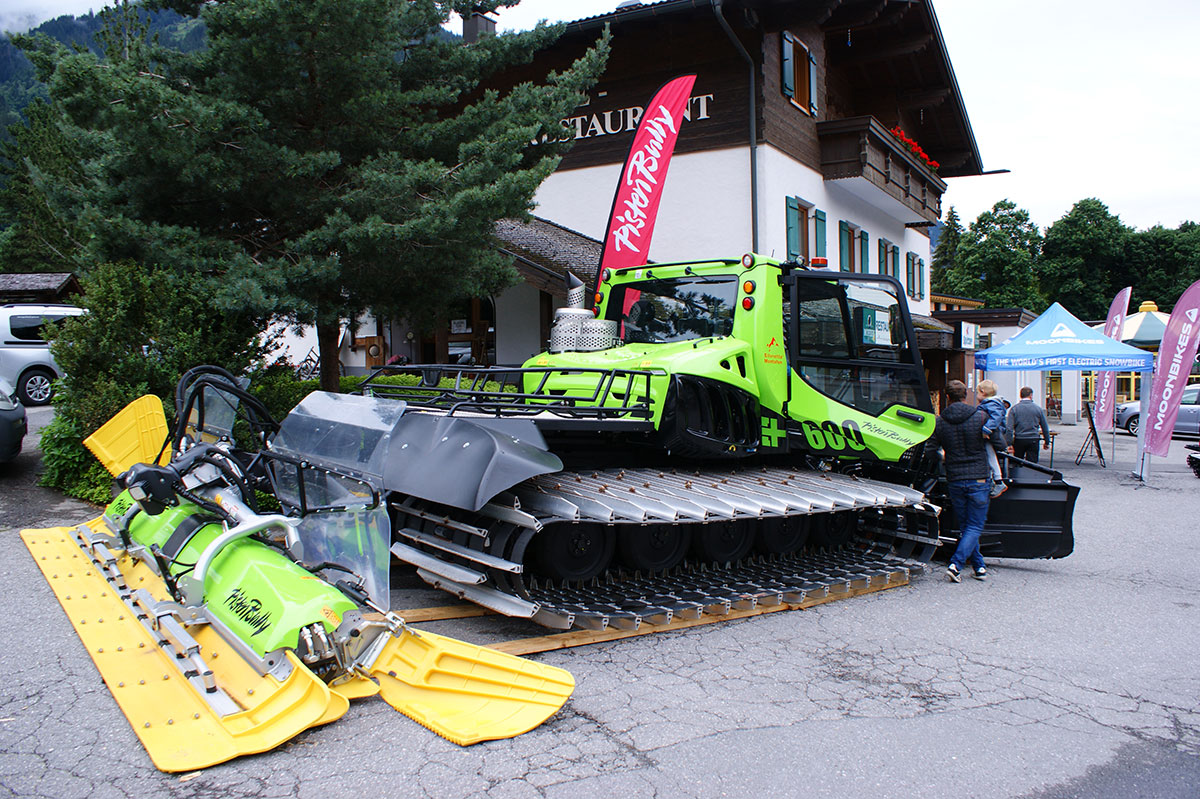 PistenBully 800