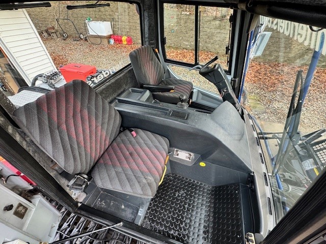 2000 PistenBully 100 Trail for Sale