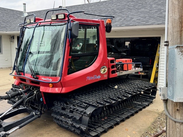 2000 PistenBully 100 Trail for Sale