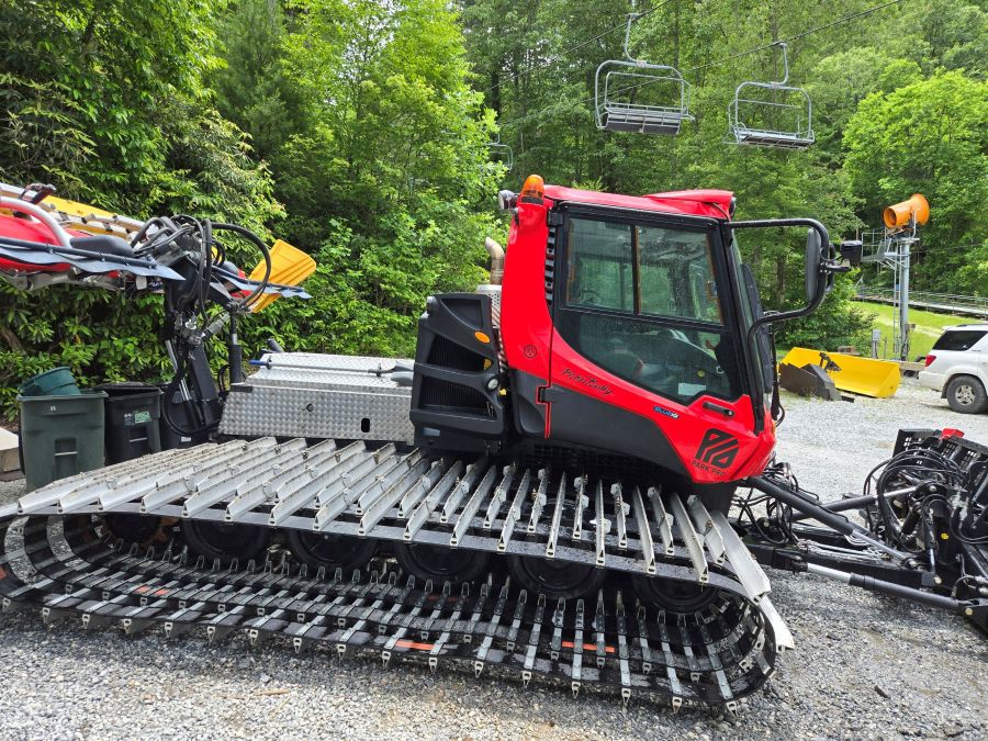 2018 PistenBully 400 Park Pro