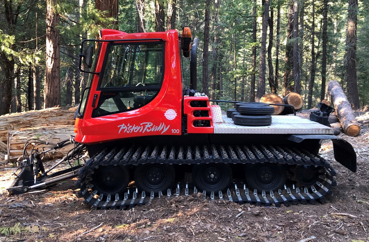 2001 PistenBully 100 with Flat Deck – Sold by Ski Cat Company